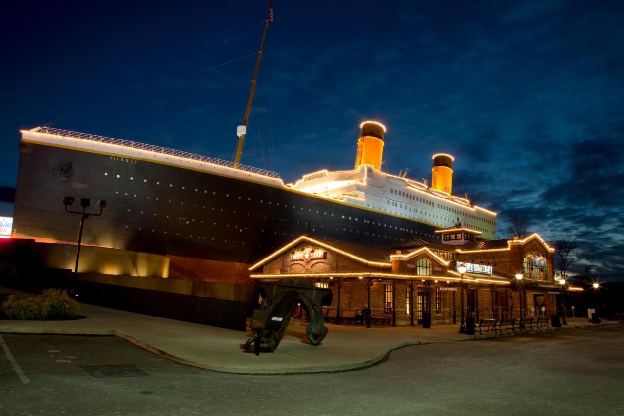 Hidden Creek, Pool Table, Hot Tub, 1089 Free Tickets Each Paid Day, Dollywood And More Гатлинбург Экстерьер фото