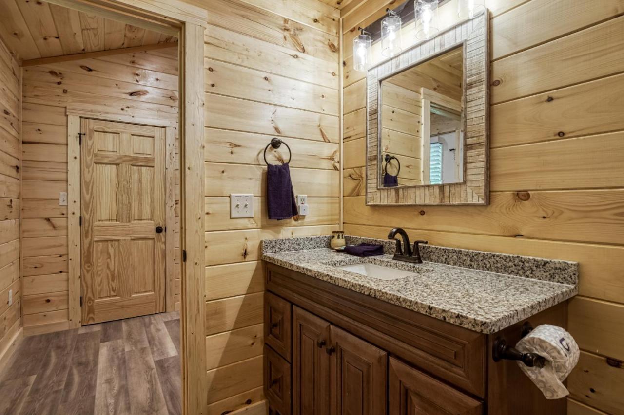 Hidden Creek, Pool Table, Hot Tub, 1089 Free Tickets Each Paid Day, Dollywood And More Гатлинбург Экстерьер фото