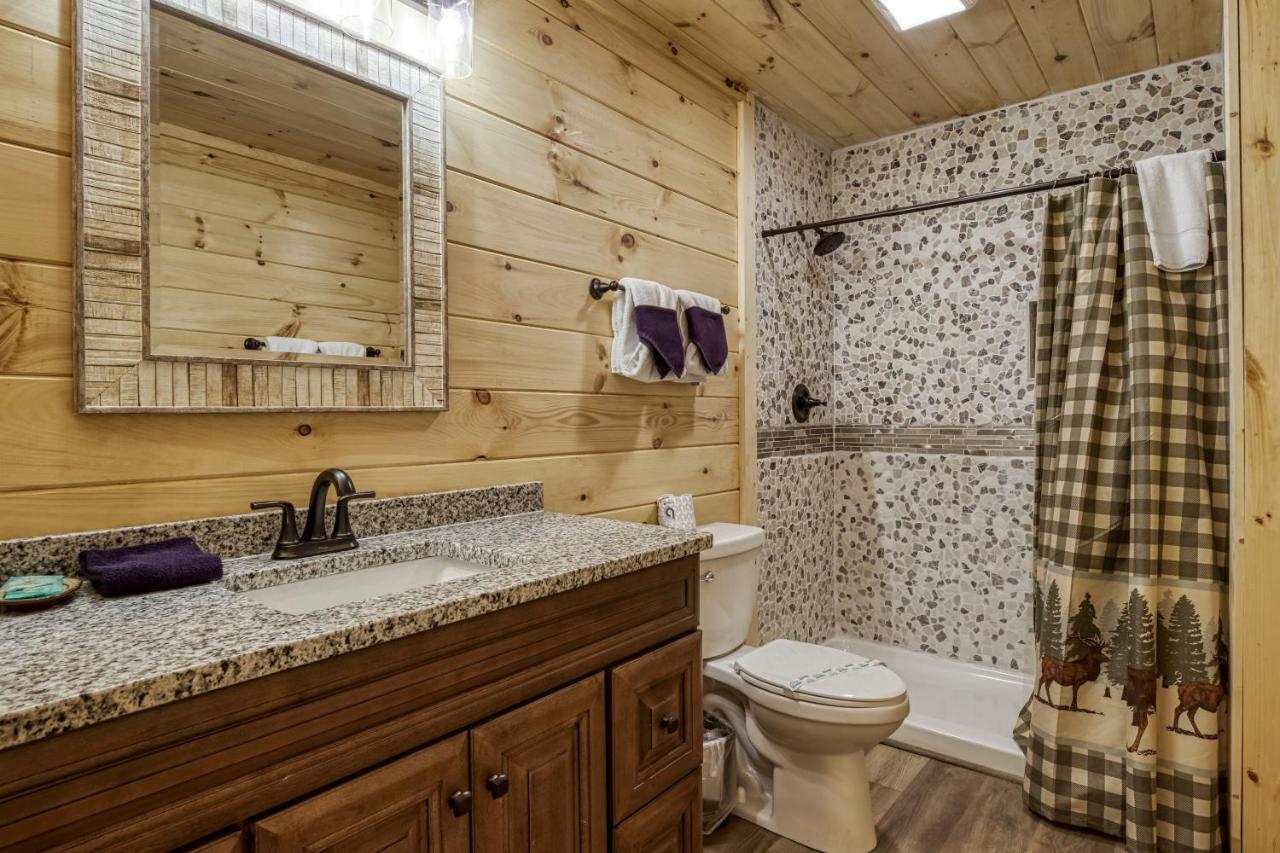 Hidden Creek, Pool Table, Hot Tub, 1089 Free Tickets Each Paid Day, Dollywood And More Гатлинбург Экстерьер фото