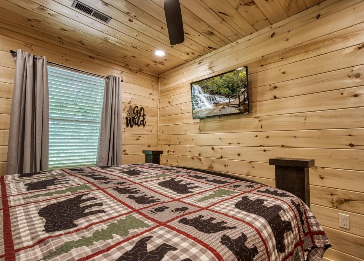 Hidden Creek, Pool Table, Hot Tub, 1089 Free Tickets Each Paid Day, Dollywood And More Гатлинбург Экстерьер фото