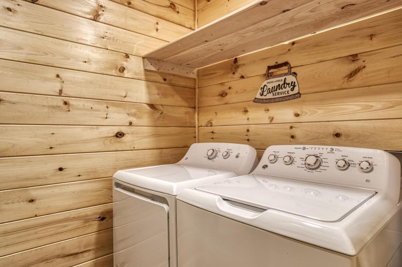 Hidden Creek, Pool Table, Hot Tub, 1089 Free Tickets Each Paid Day, Dollywood And More Гатлинбург Экстерьер фото