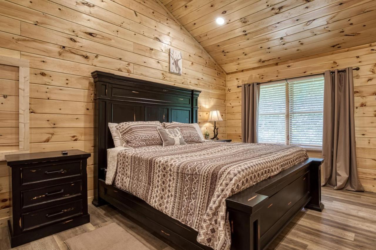 Hidden Creek, Pool Table, Hot Tub, 1089 Free Tickets Each Paid Day, Dollywood And More Гатлинбург Экстерьер фото