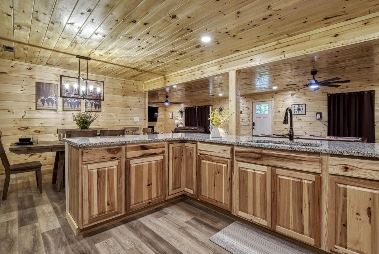 Hidden Creek, Pool Table, Hot Tub, 1089 Free Tickets Each Paid Day, Dollywood And More Гатлинбург Экстерьер фото